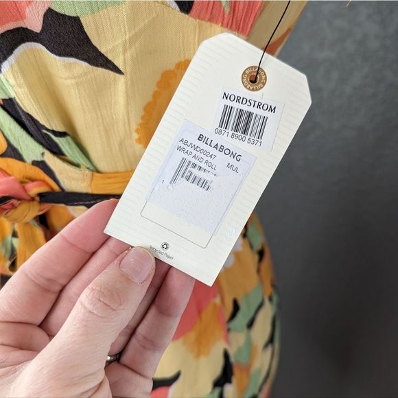 Billabong Floral Wrap Dress - Picture 9 of 10